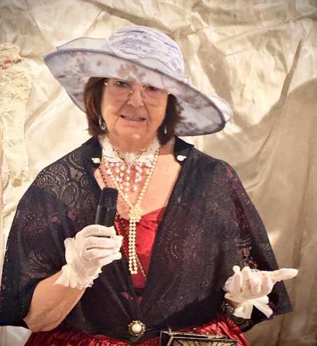 ROSA ESCALONA, PINTORA. Exposición e instalaciones en el Palacio de Medinaceli